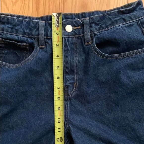 Women’s High Waisted Jeans - Picture 5 of 8